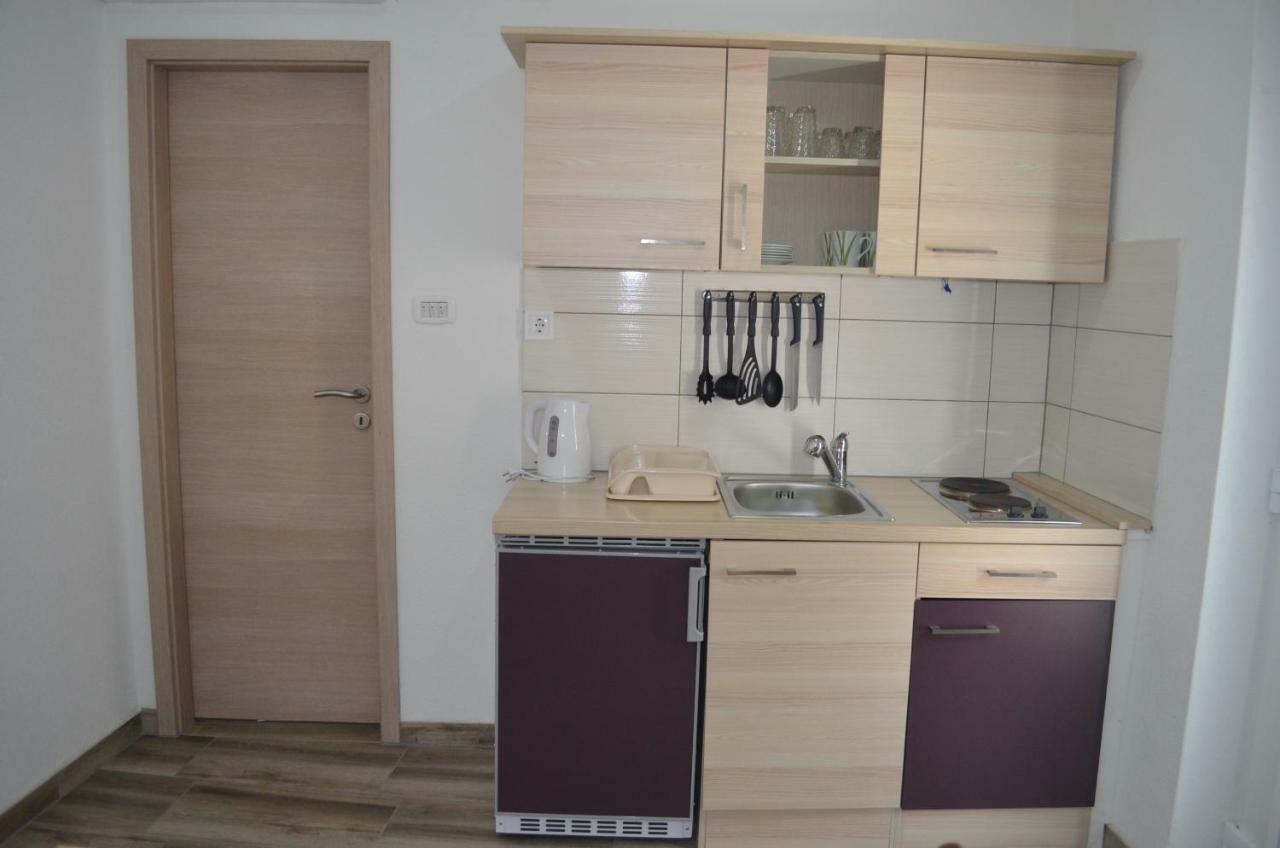 Apartments Mul Baška Exteriör bild