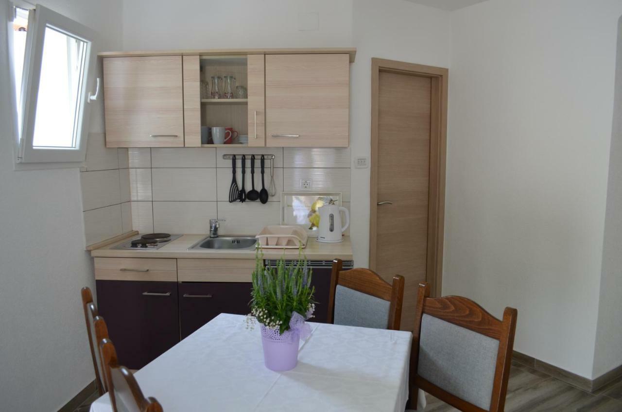 Apartments Mul Baška Exteriör bild